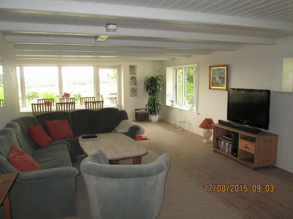 Bakkegarden Homestay Spottrup ภายนอก รูปภาพ