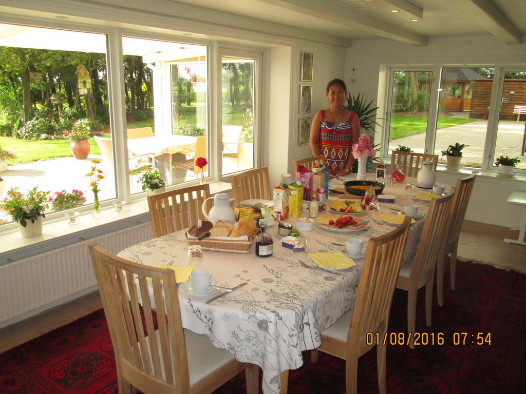 Bakkegarden Homestay Spottrup ภายนอก รูปภาพ